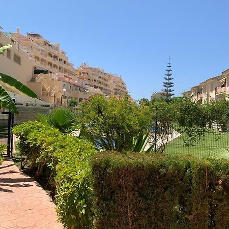 Encantador Piso Con Terraza Y Piscina Apartment Benalmadena Luaran gambar