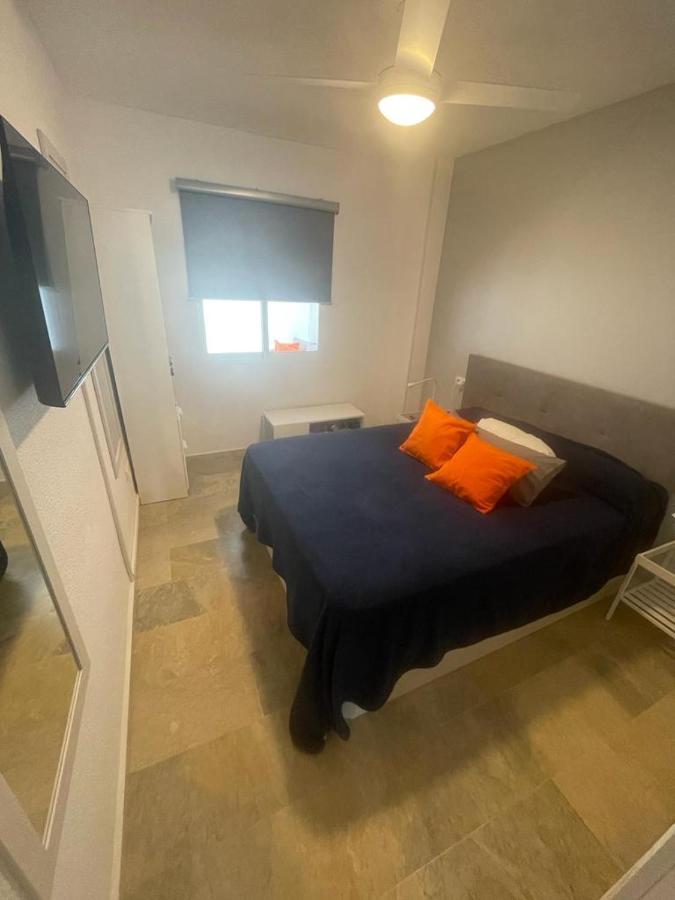 Encantador Piso Con Terraza Y Piscina Apartment Benalmadena Luaran gambar